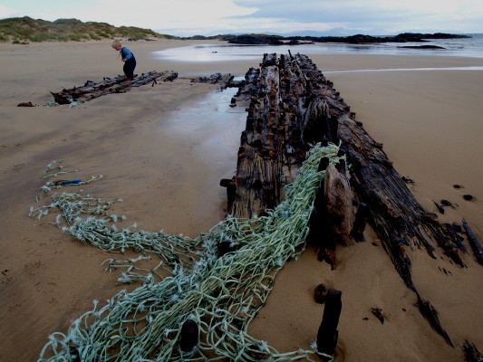 Balnahard beach, net and boy